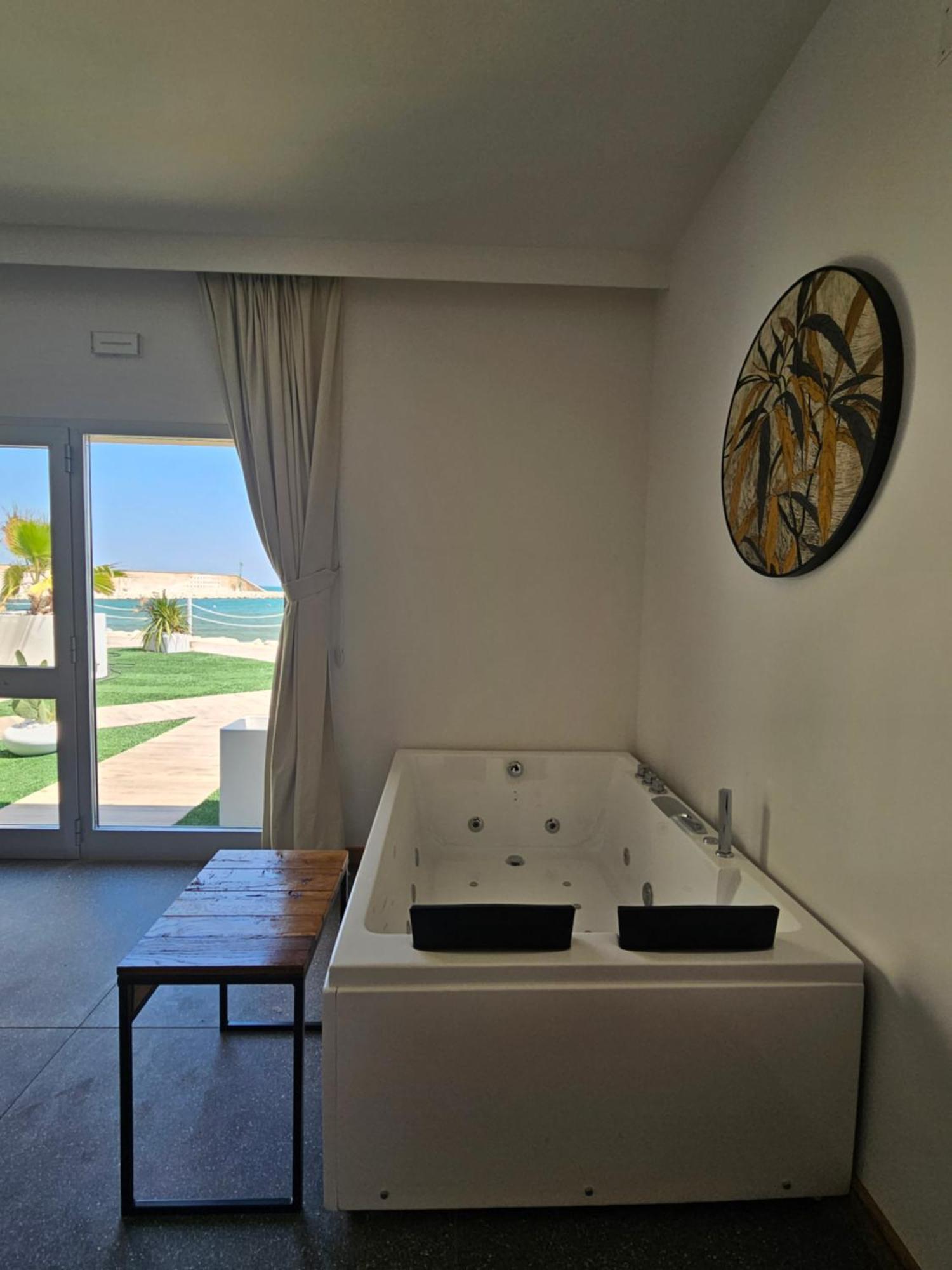Dada Suites And Sea San Salvo Exterior photo